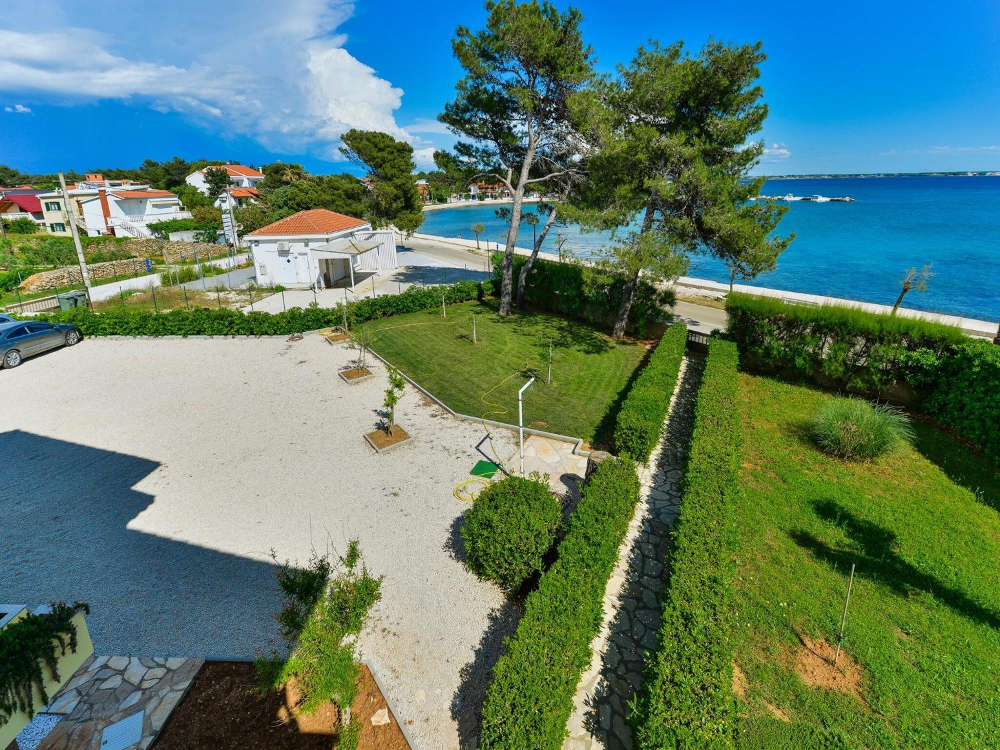 Apartments In House Liveric In Vir At The Beach Exterior foto